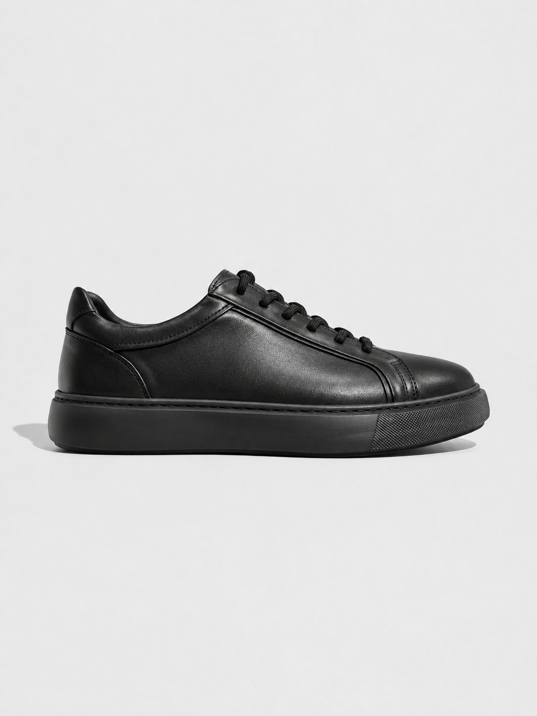 WF902-Black