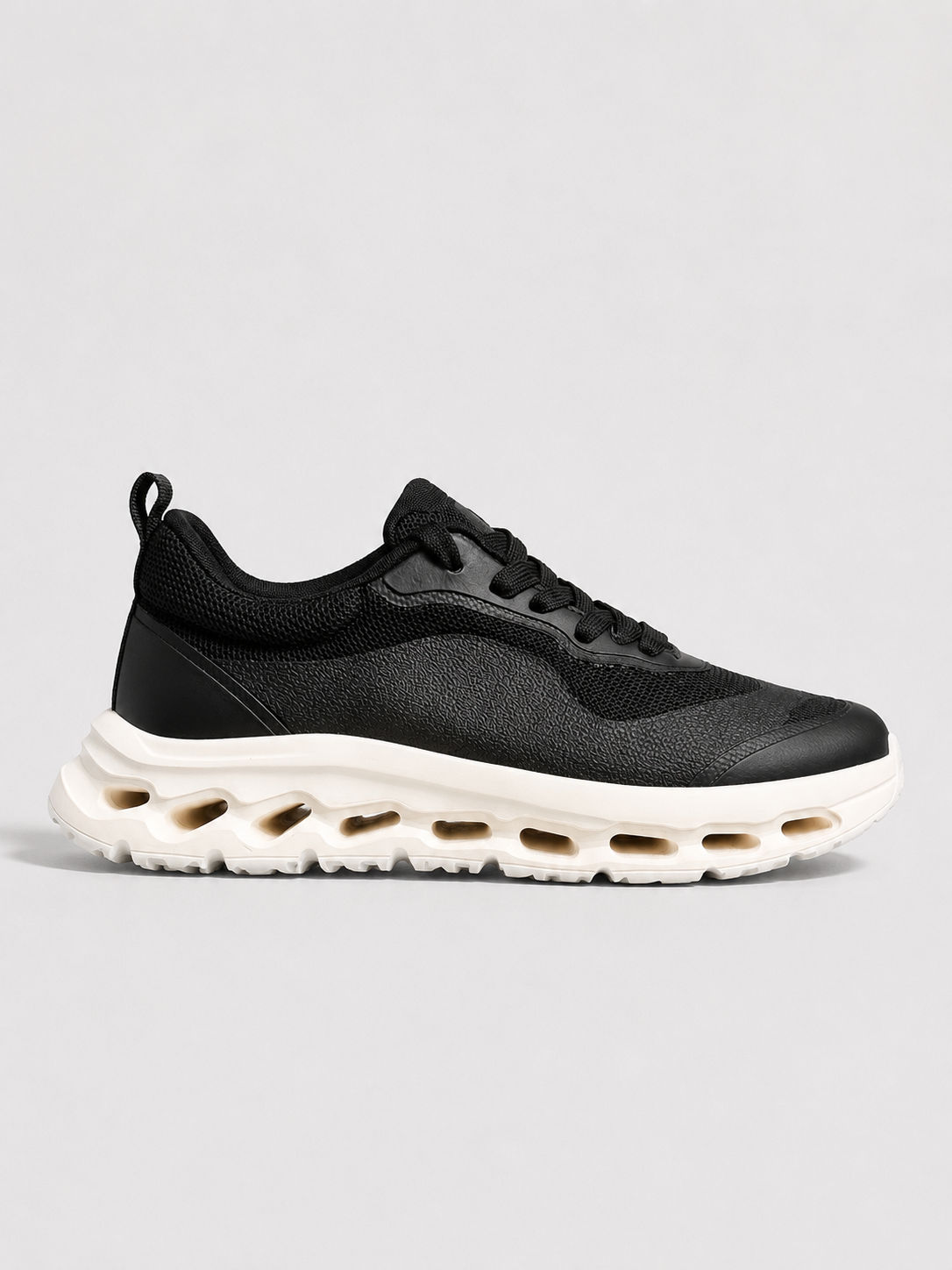 WF2381-Black