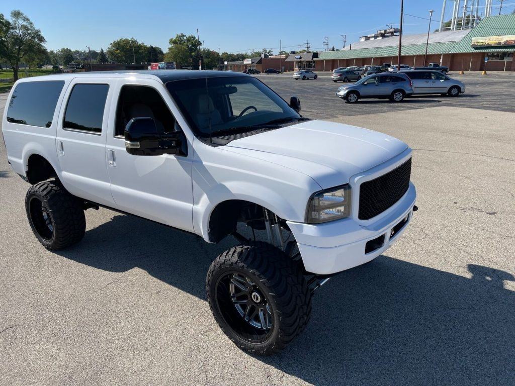 2000 Ford Excursion Limited monster [10″ Lift]