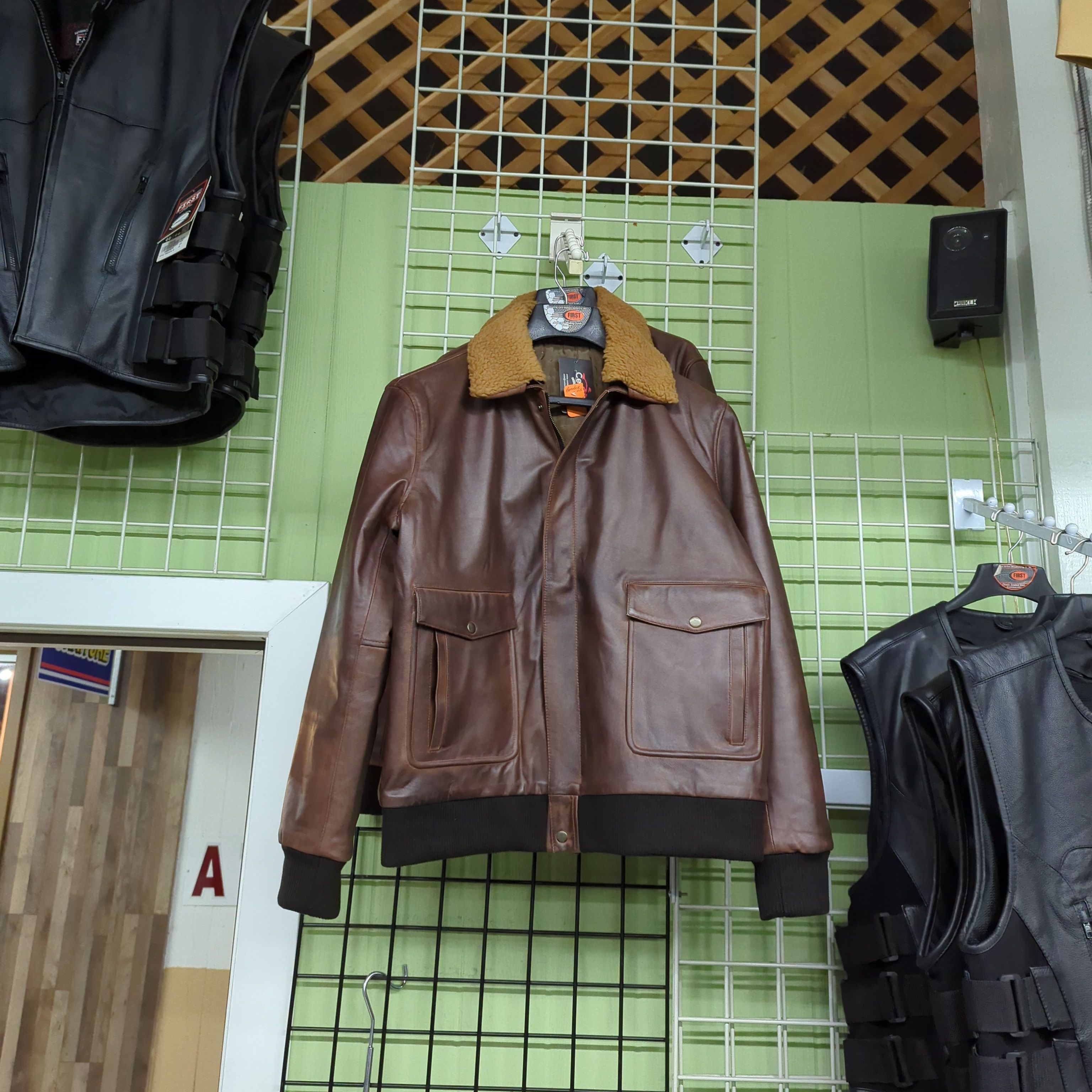 Men's bomber leather jacket