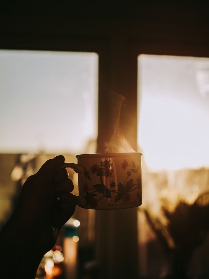 5 small morning rituals that actually stick