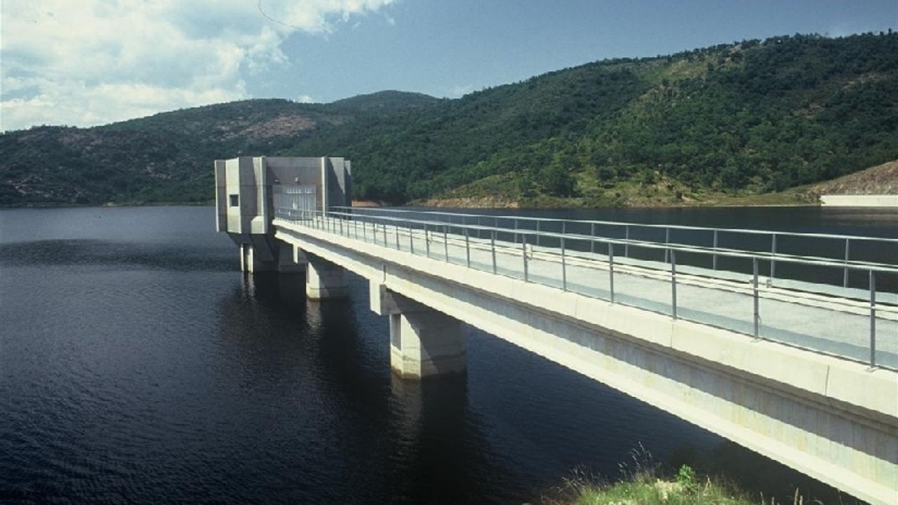 Photo du projet Création d'un barrage sur le territoire des communes de la Môle et de Collobrières