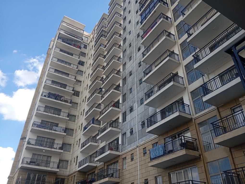 2 Bed Apartment in Kilimani, Nairobi - photo 1 of 13