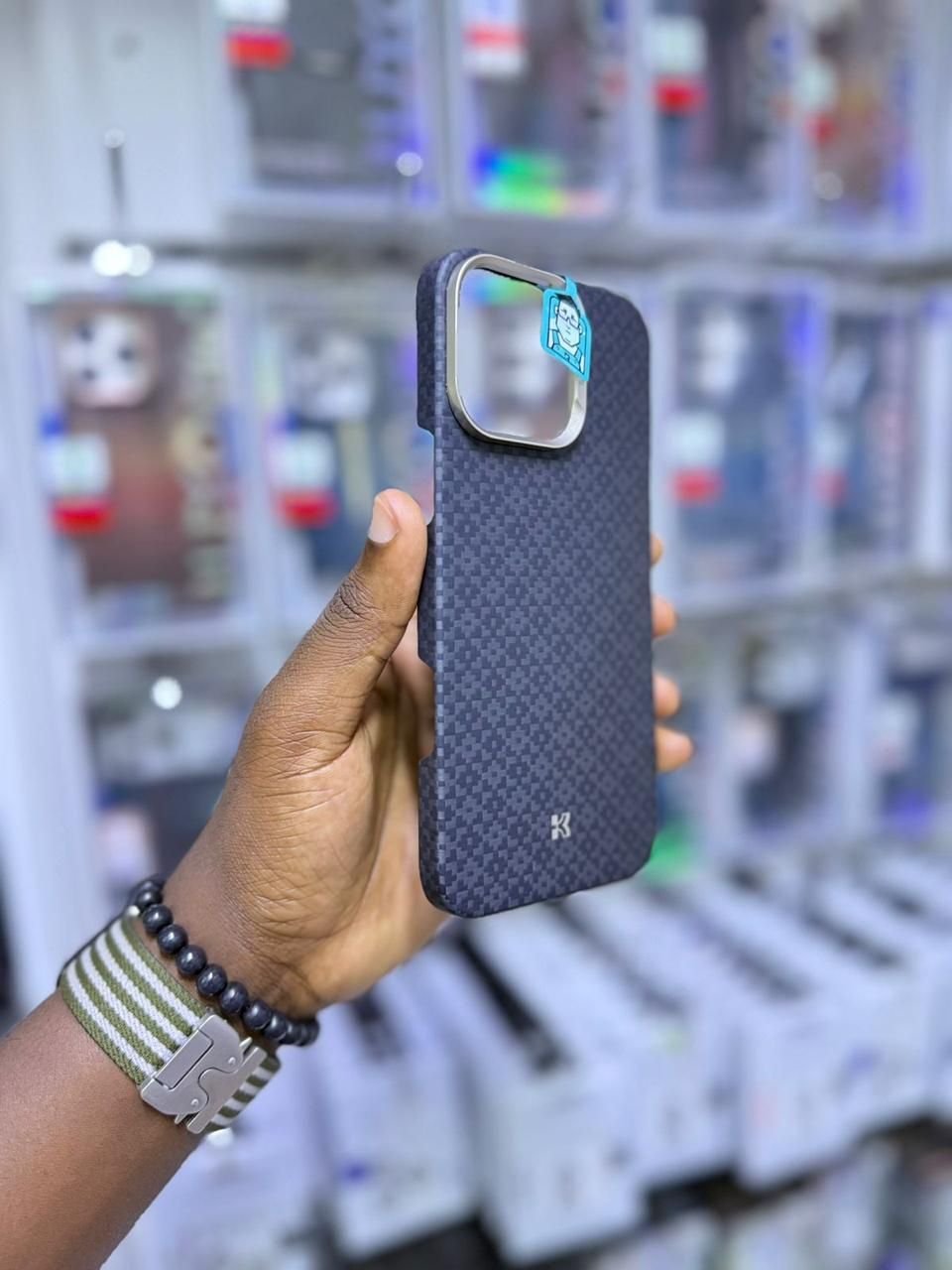 Dark Pattern MagSafe Phone Case 3