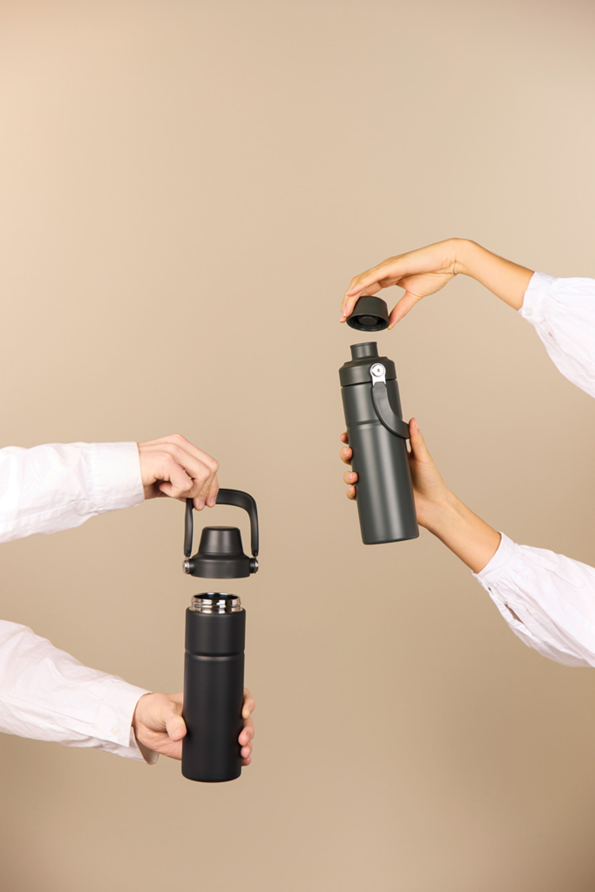 Termo lahev Baltimore trek 600 ml z RCS recykl. oceli — V prostředí