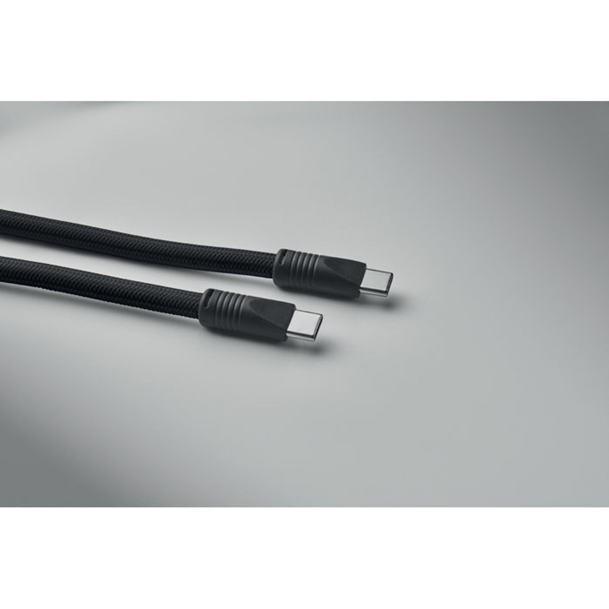 Nabíjecí kabel na krk z RPET — Detail