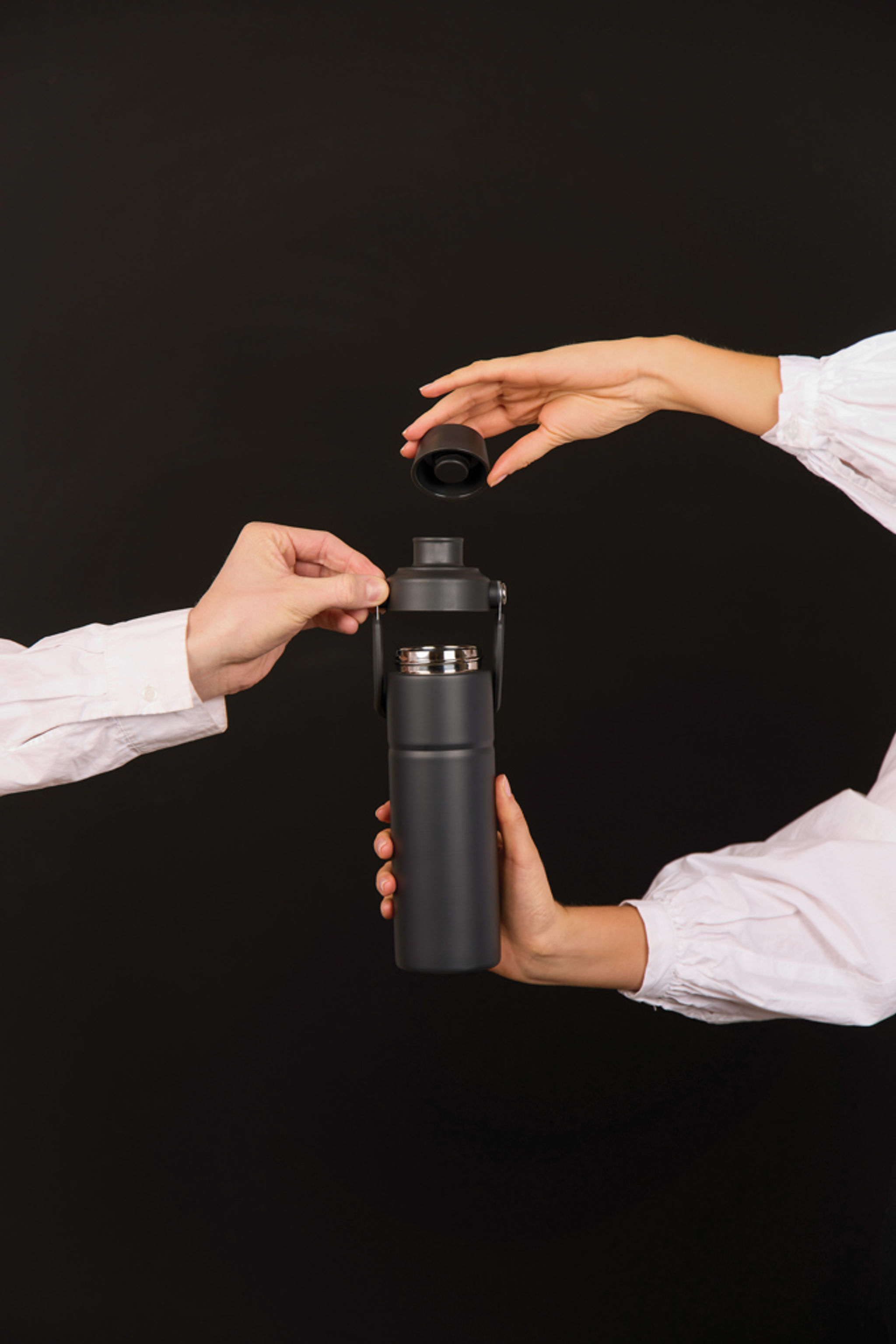 Termo lahev Baltimore trek 600 ml z RCS recykl. oceli — V prostředí