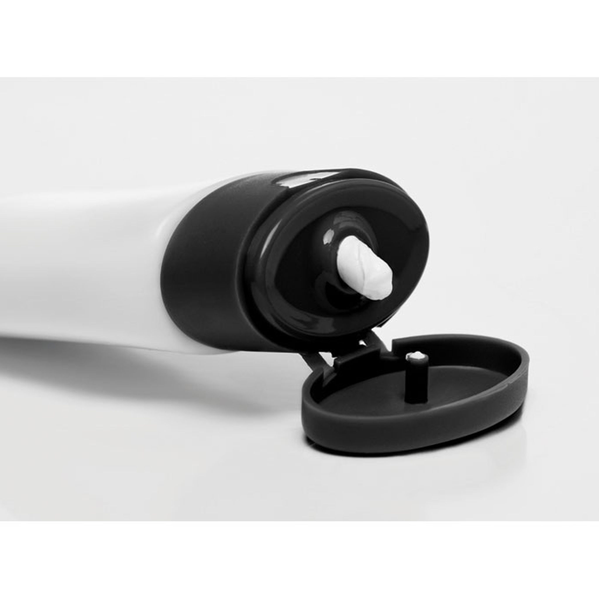 Opalovací krém SPF25 s karabinou — Detail