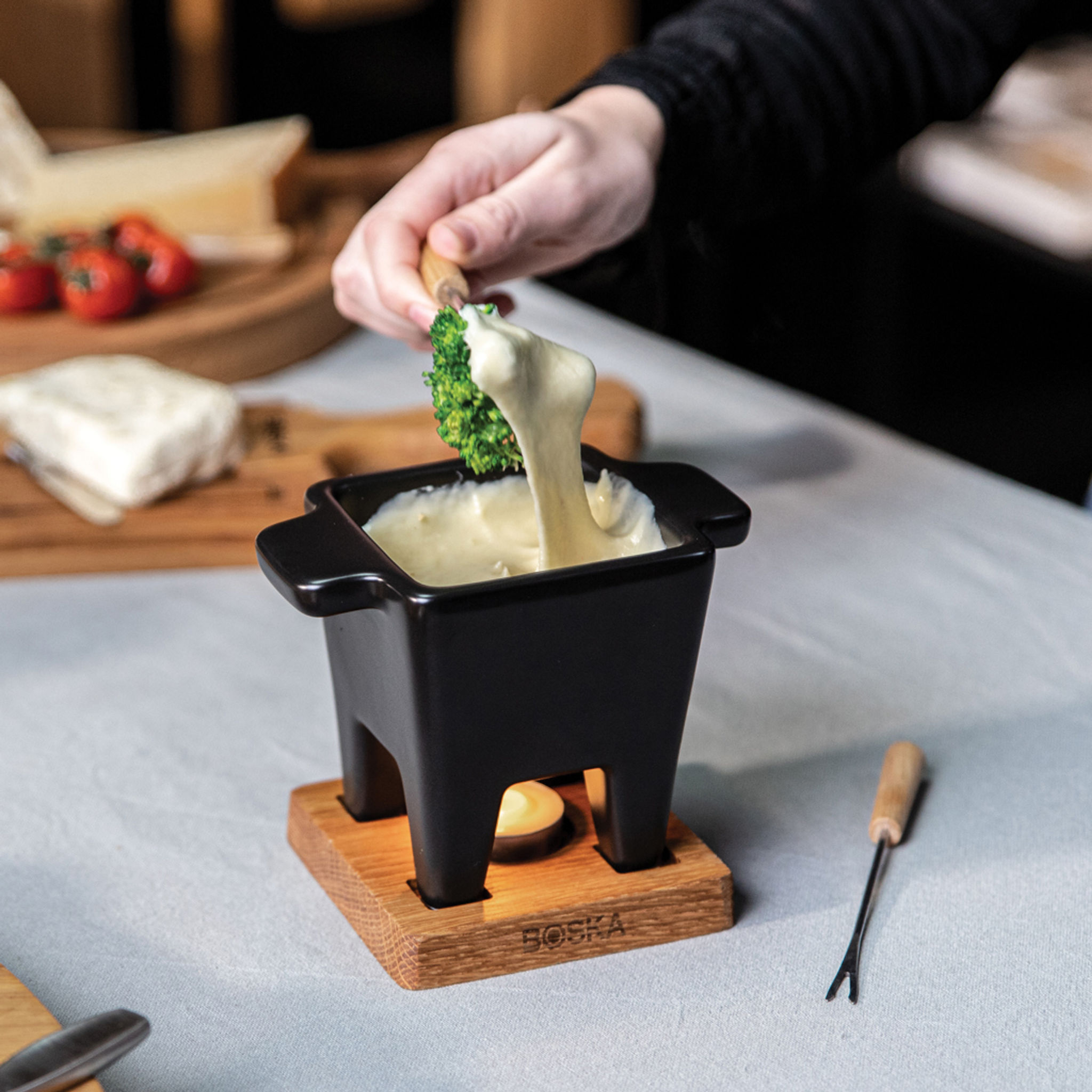 Fondue sada BOSKA Tapas Nero — V prostředí