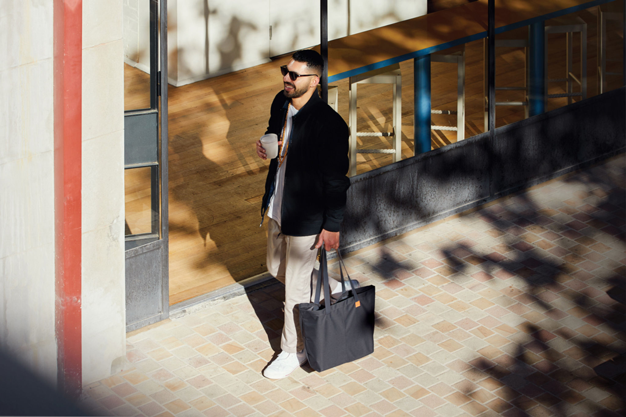 Bellroy Market Tote — V prostředí
