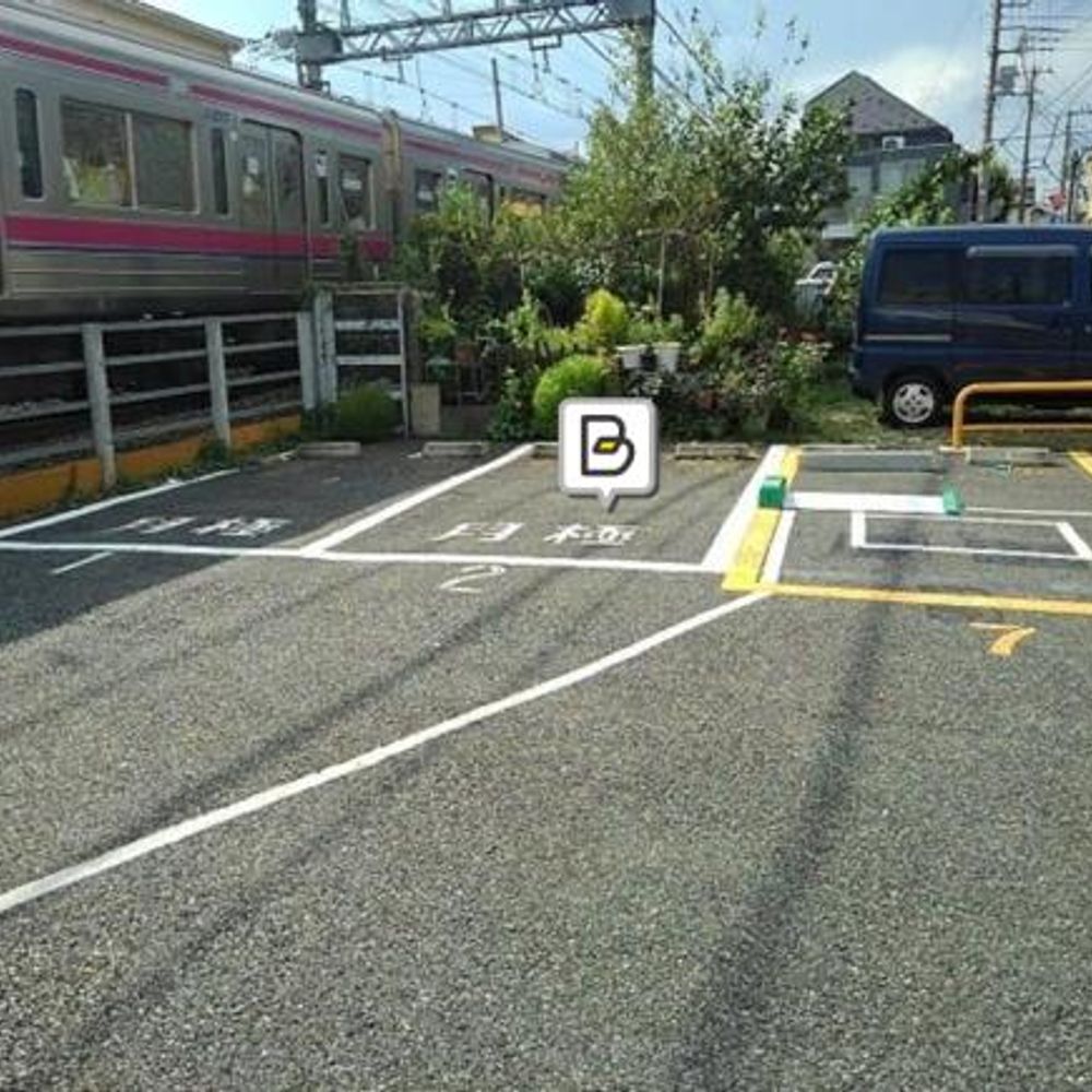 里乃駐車場:2