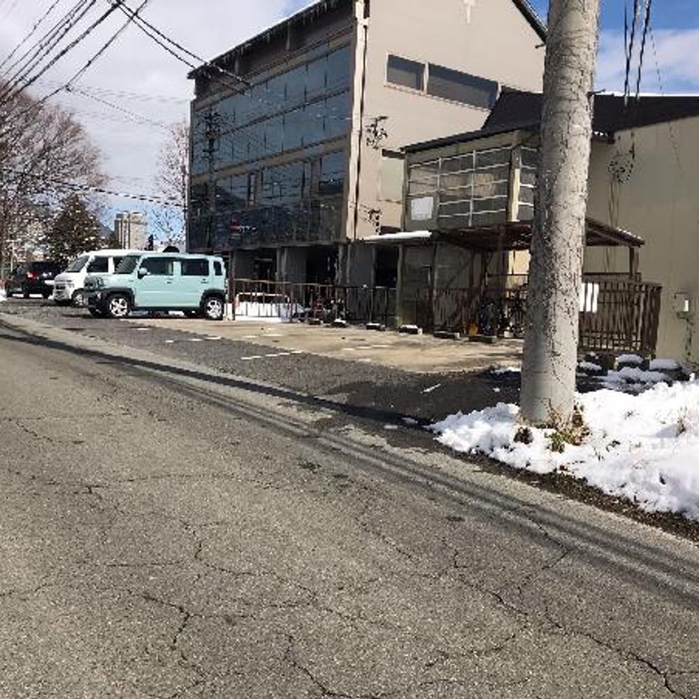 メゾンドパームス駐車場:0