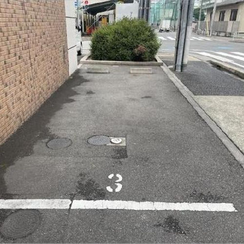 FKプレサンスSAKAEリバースタイル駐車場:3