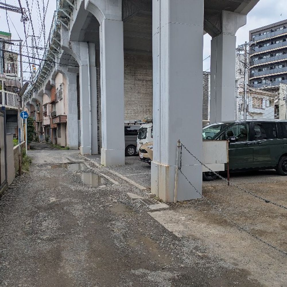 国道駅高架下第二:1
