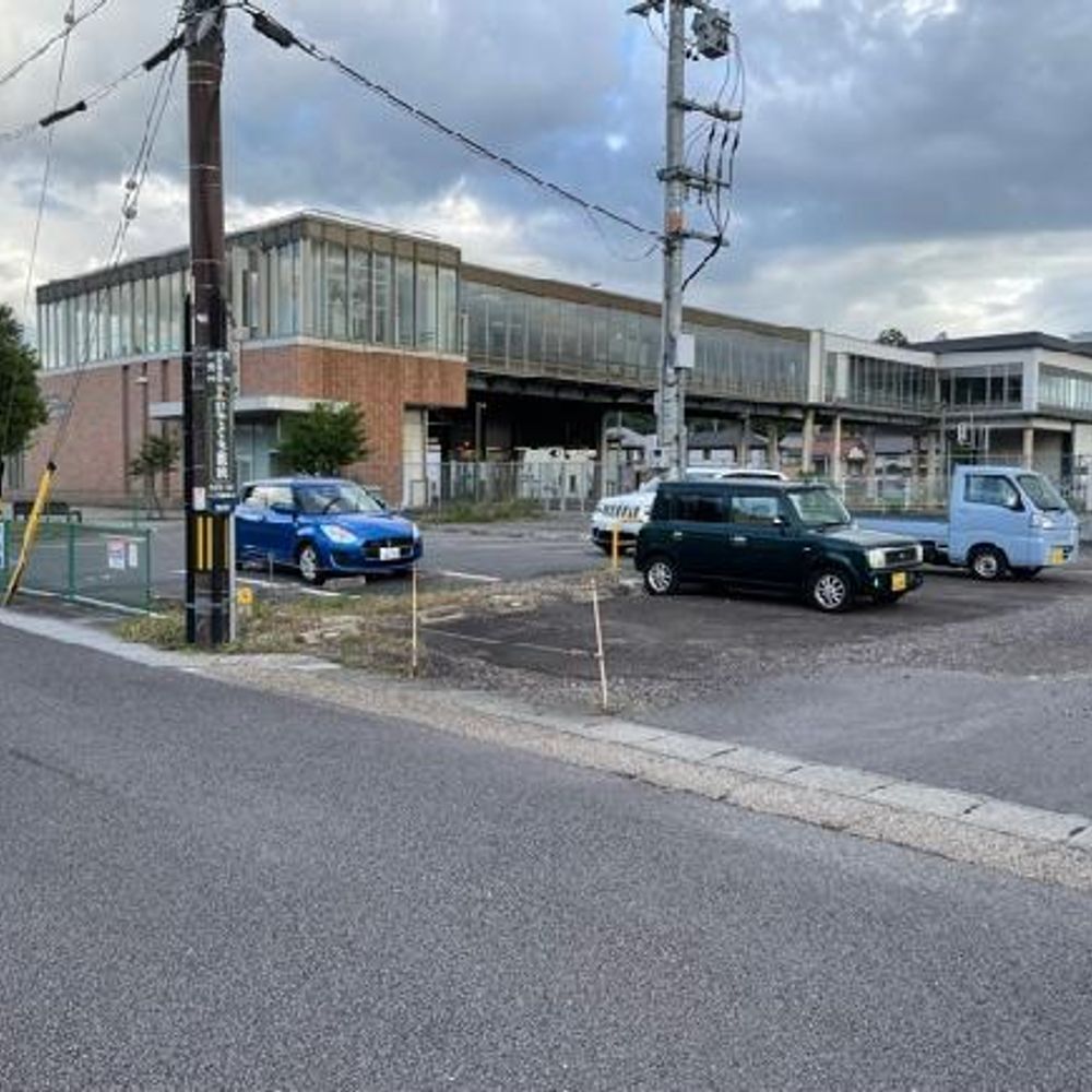 鵜沼駅第１月極駐車場:0