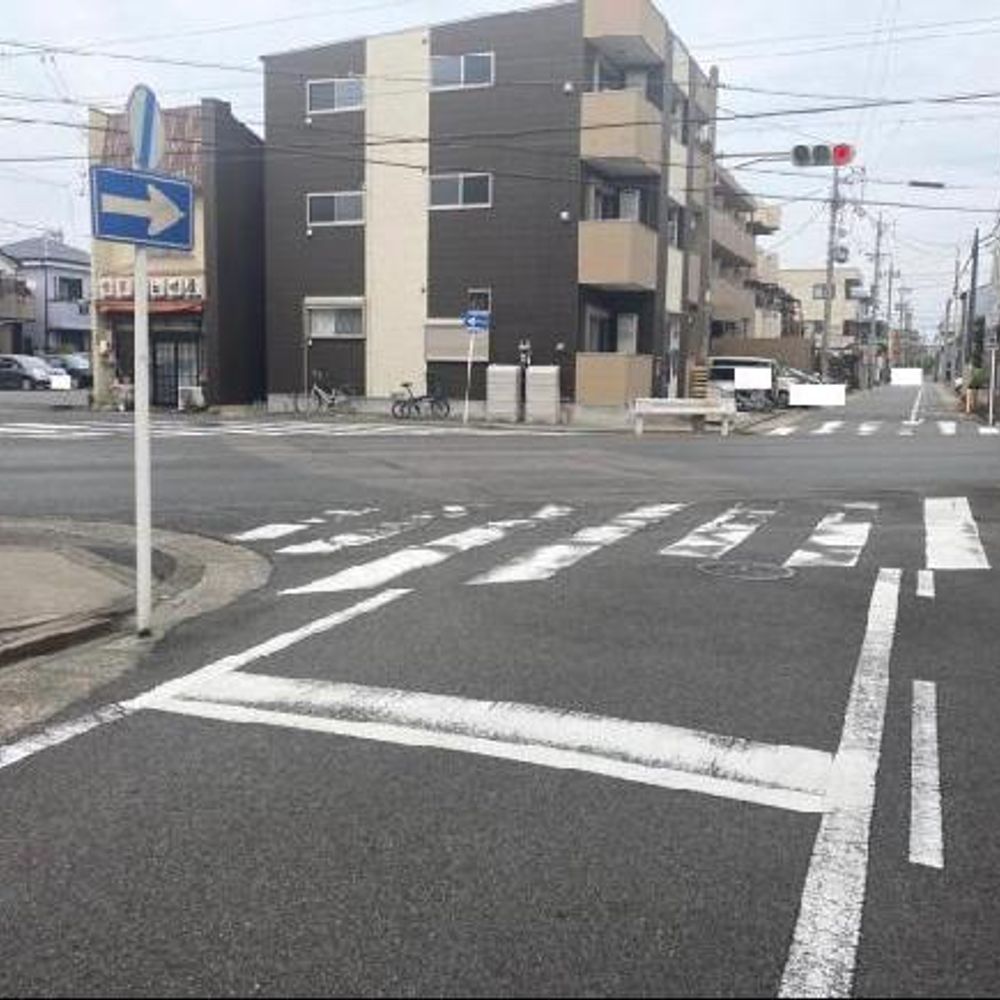 FKメゾン・ド・エタリテ敷地内駐車場:0