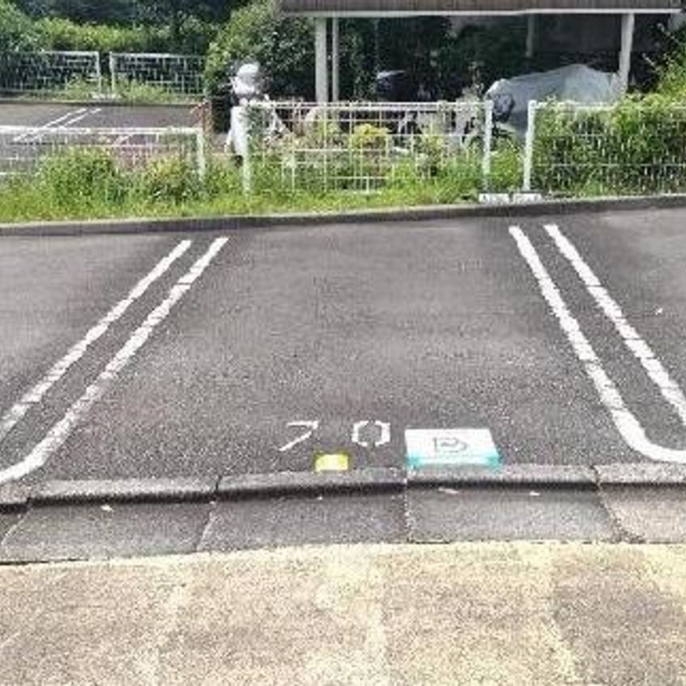 ビューコート仏向団地駐車場:1