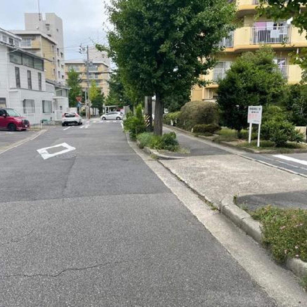 引山荘駐車場:3