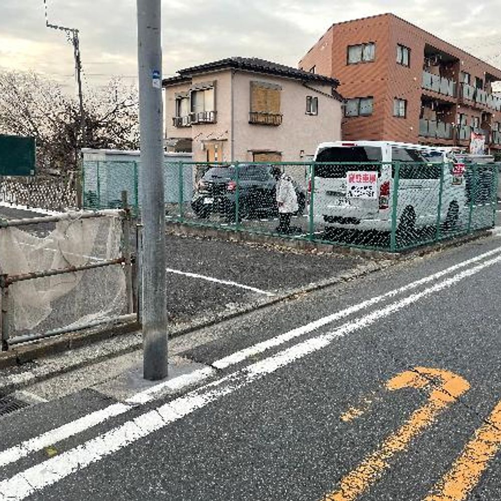 北寺尾3丁目駐車場:1