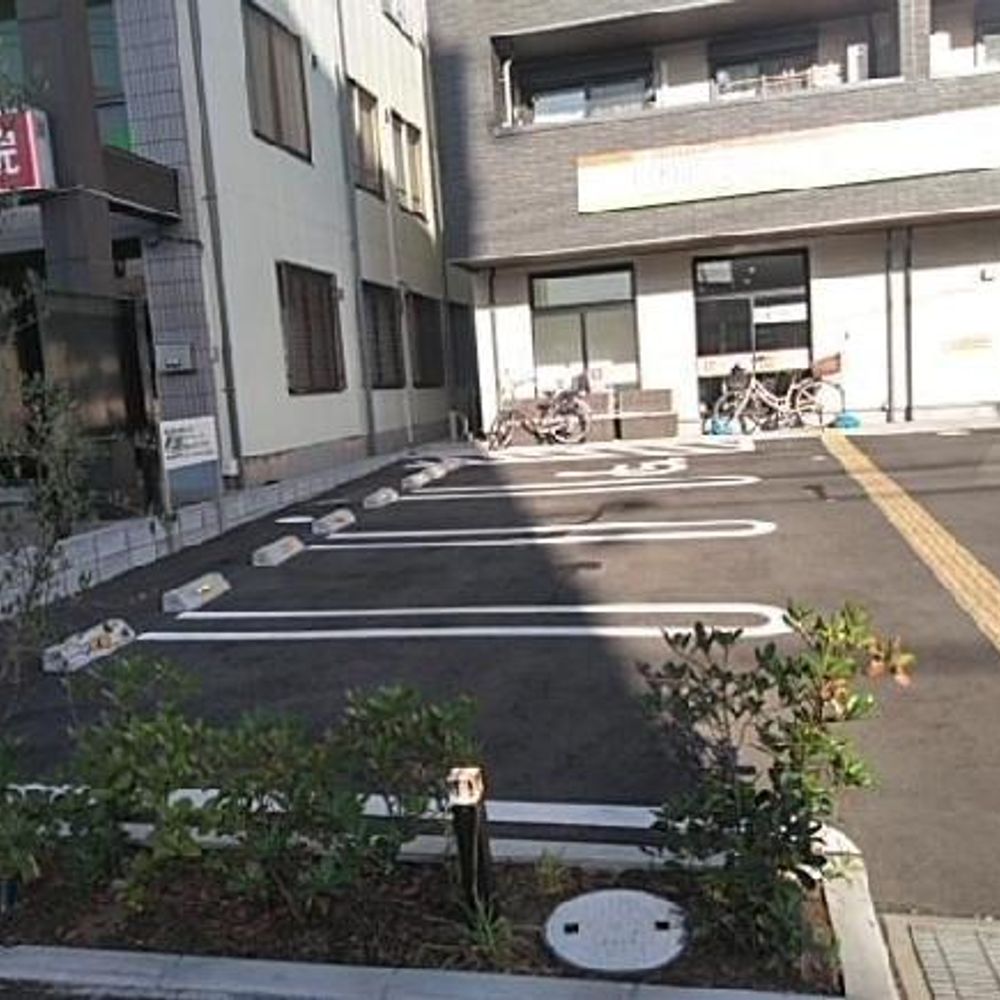 ガーデンフィール８番館駐車場:3