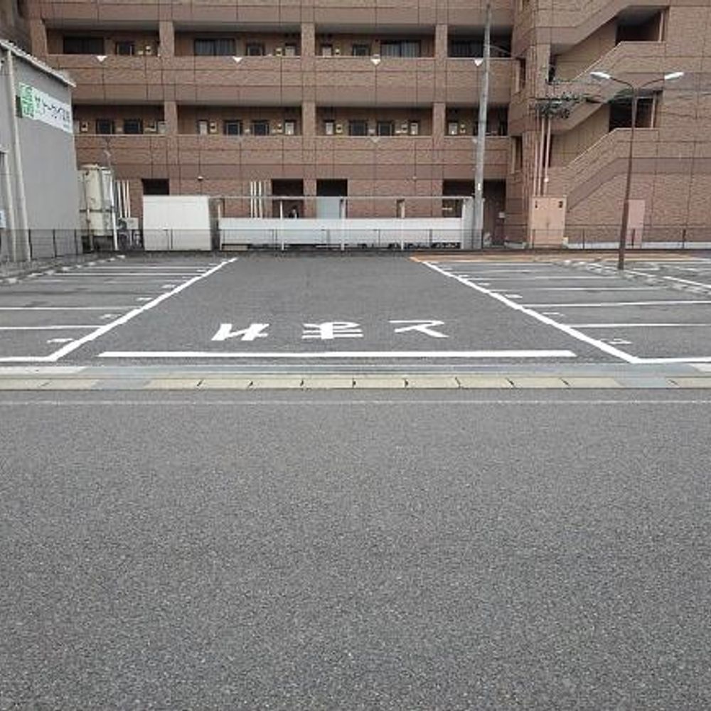 多治見駅北月極駐車場:4