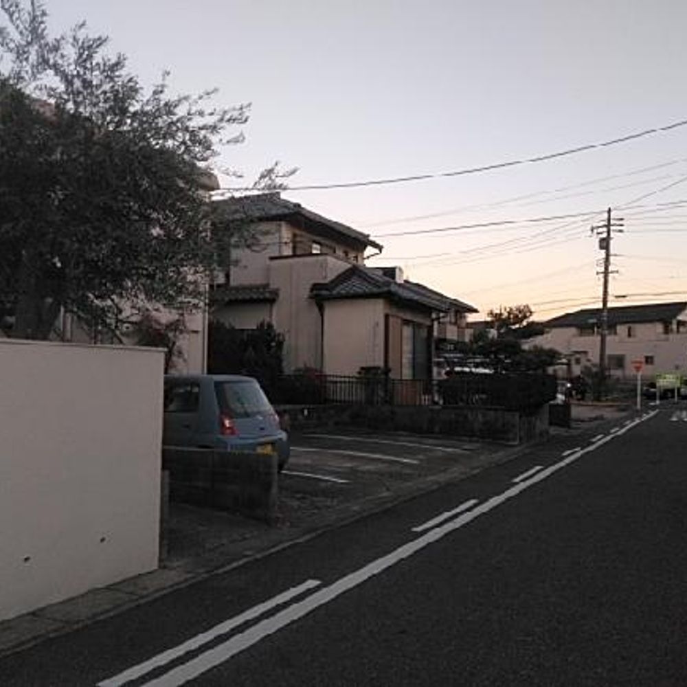 長久手二番館駐車場:1
