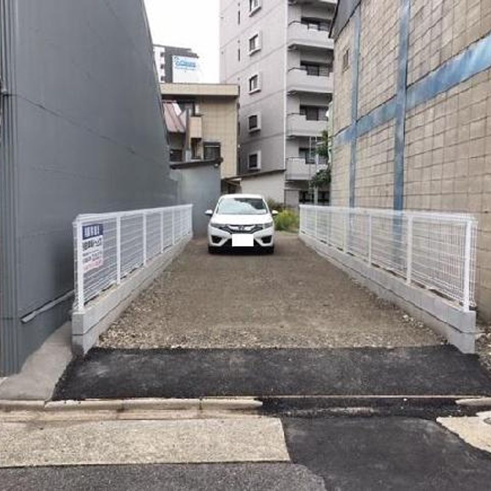 FK名駅3丁目604一括貸し駐車場:2