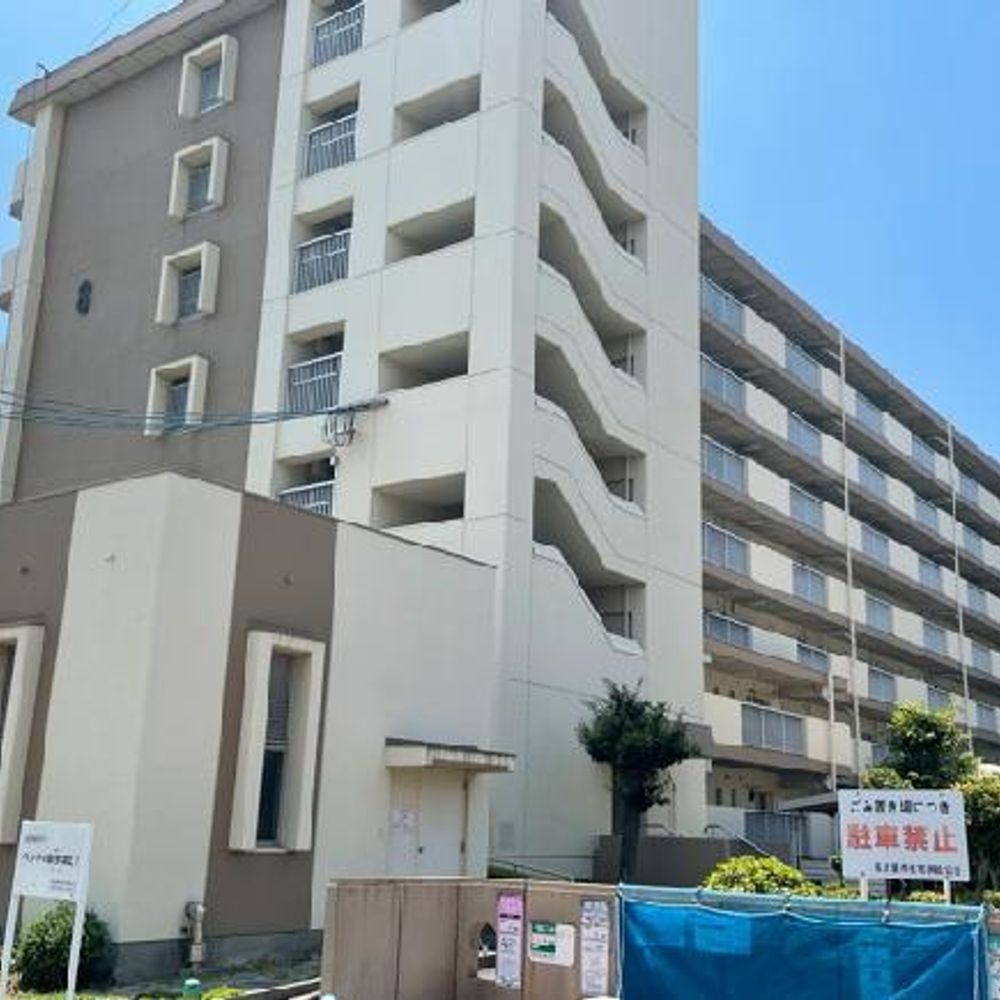 【7棟近く】新泰明荘駐車場:0
