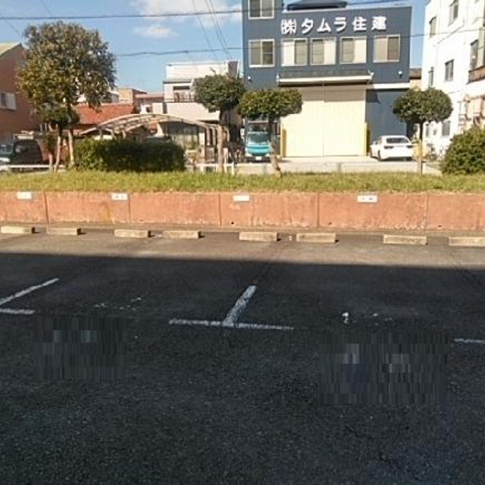 堤起荘駐車場:3