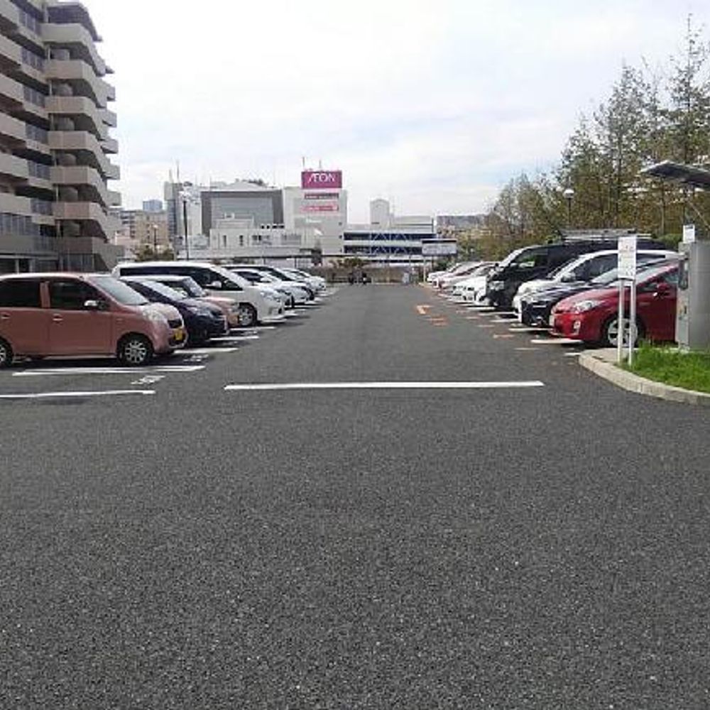 ＯＰＨ北千里駅前　1号棟北側駐車場:2