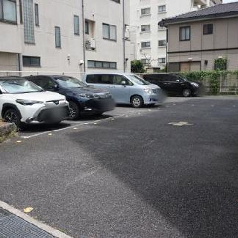 東大曽根町35-1シティライフ徳川園駐車場:0