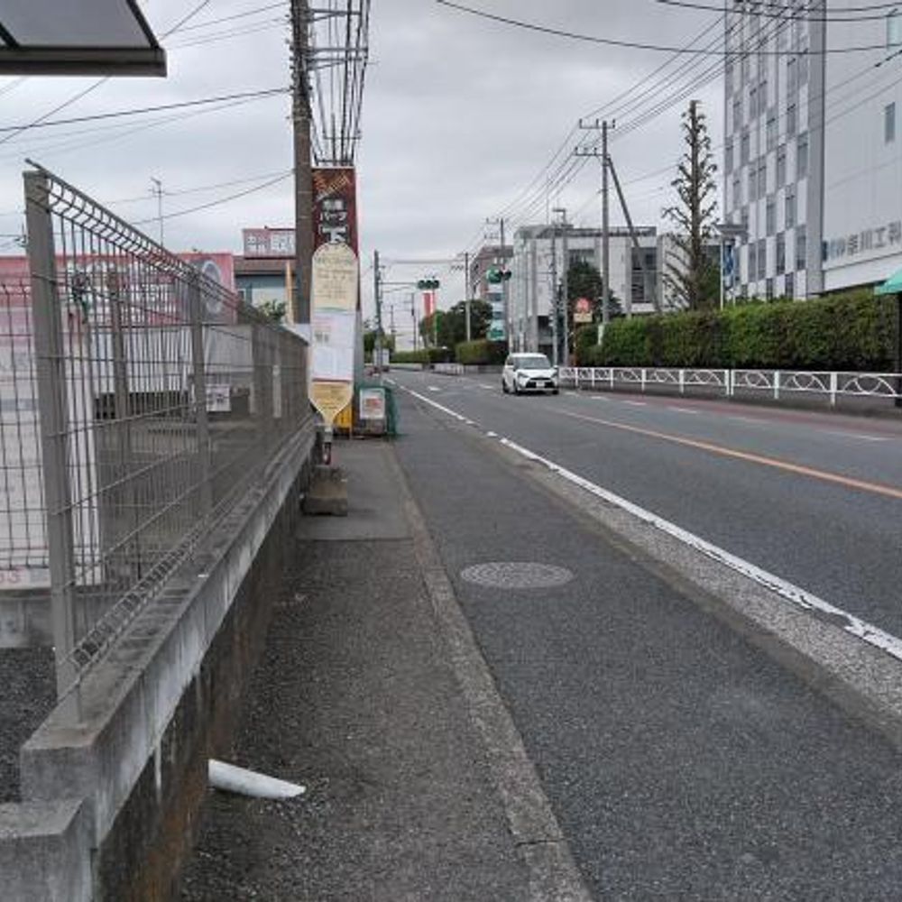 ガルソニエール駐車場:2