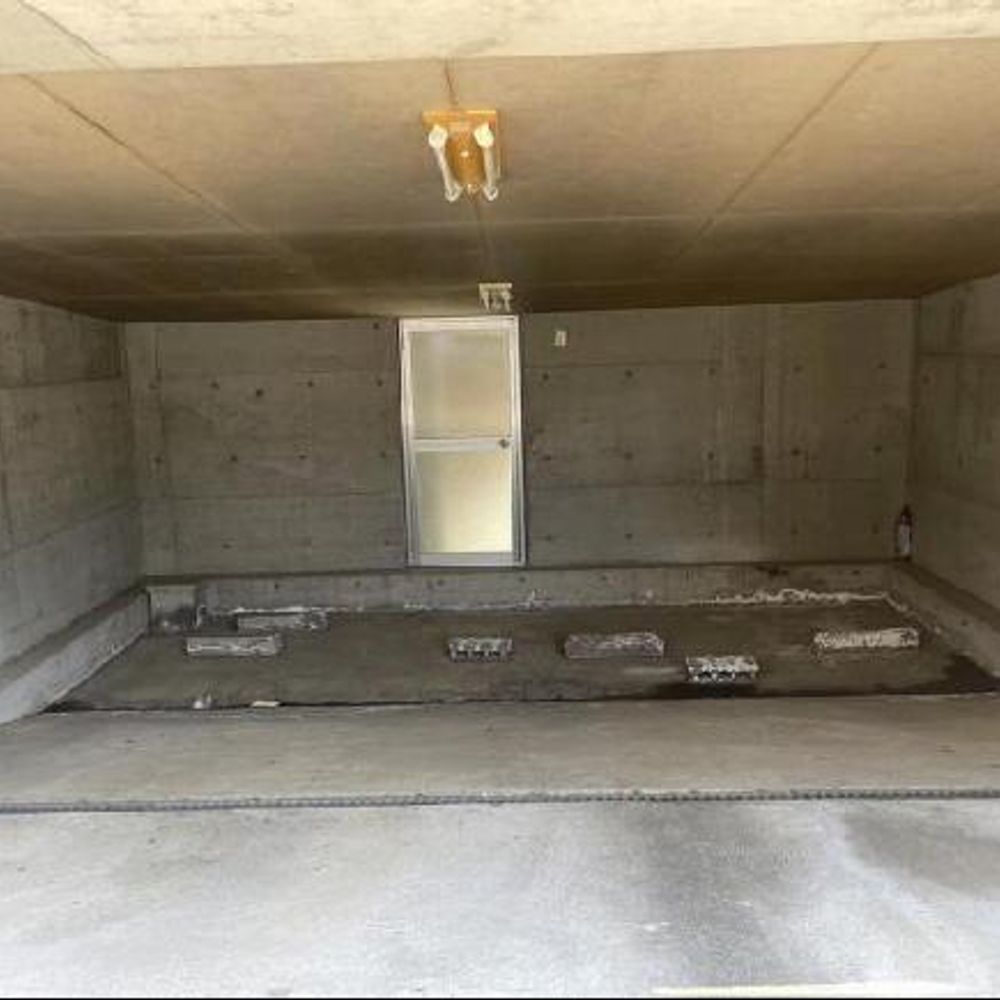 FK関町北2丁目屋根付き駐車場:1