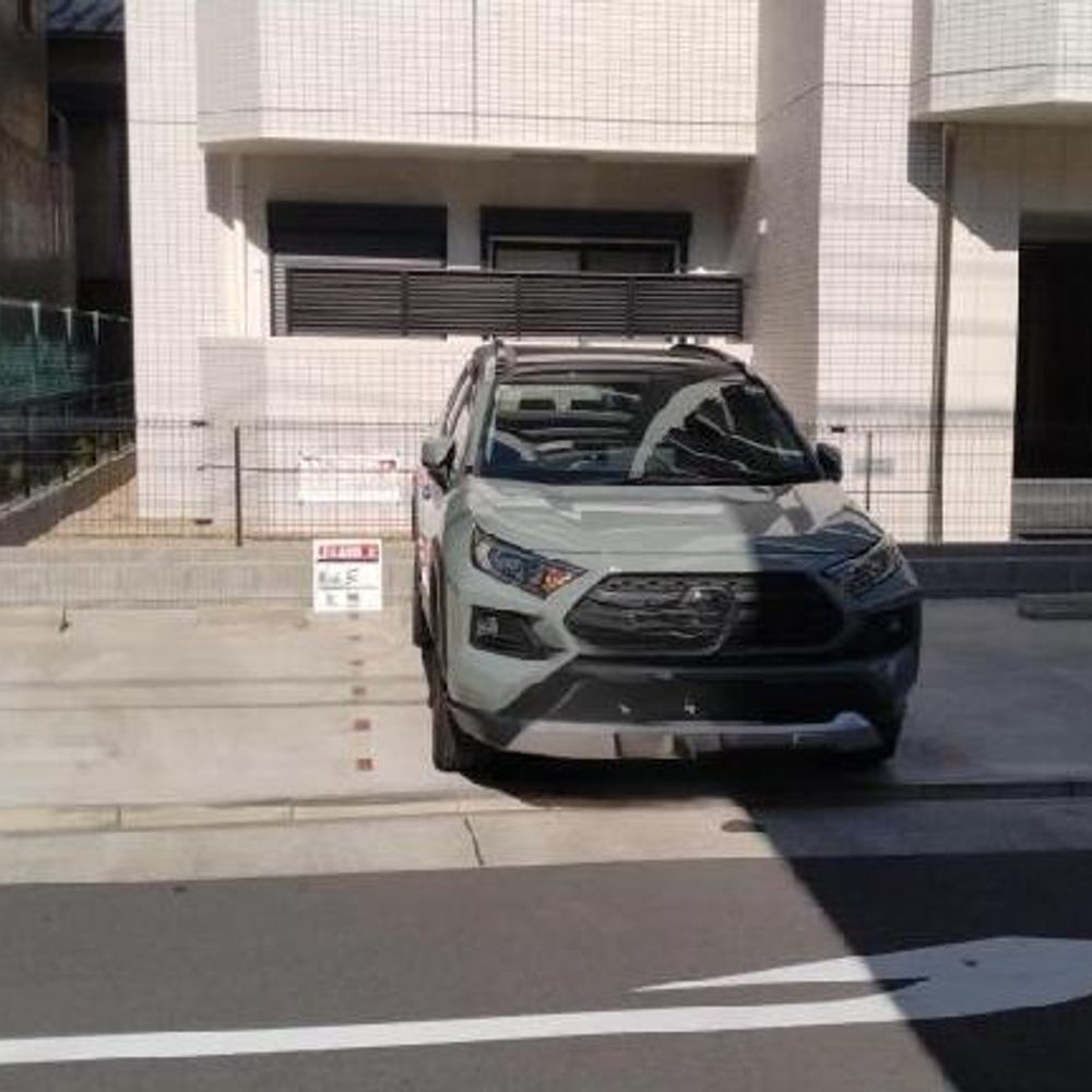 FKラフレシールクワトロ駐車場:2