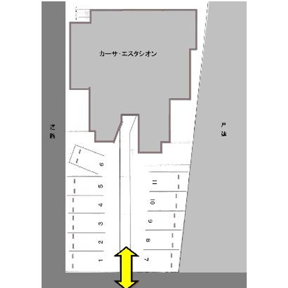 カーサ・エスタシオン駐車場:1