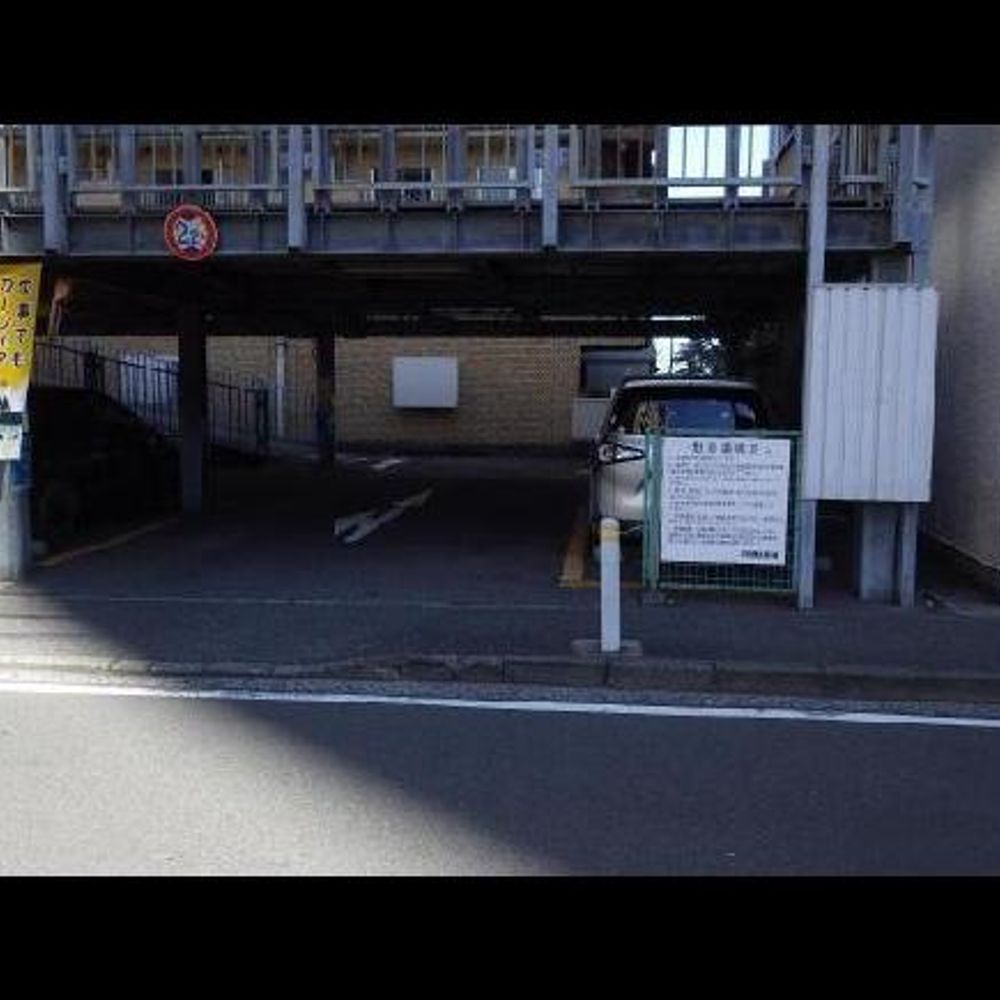 ステーション横浜山下町B駐車場:1