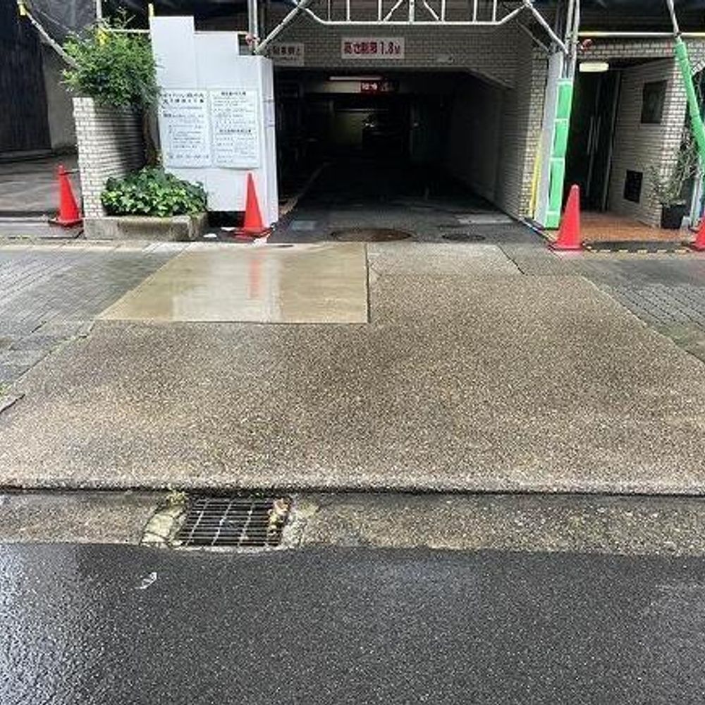 FKダイアパレス丸の内駐車場:4