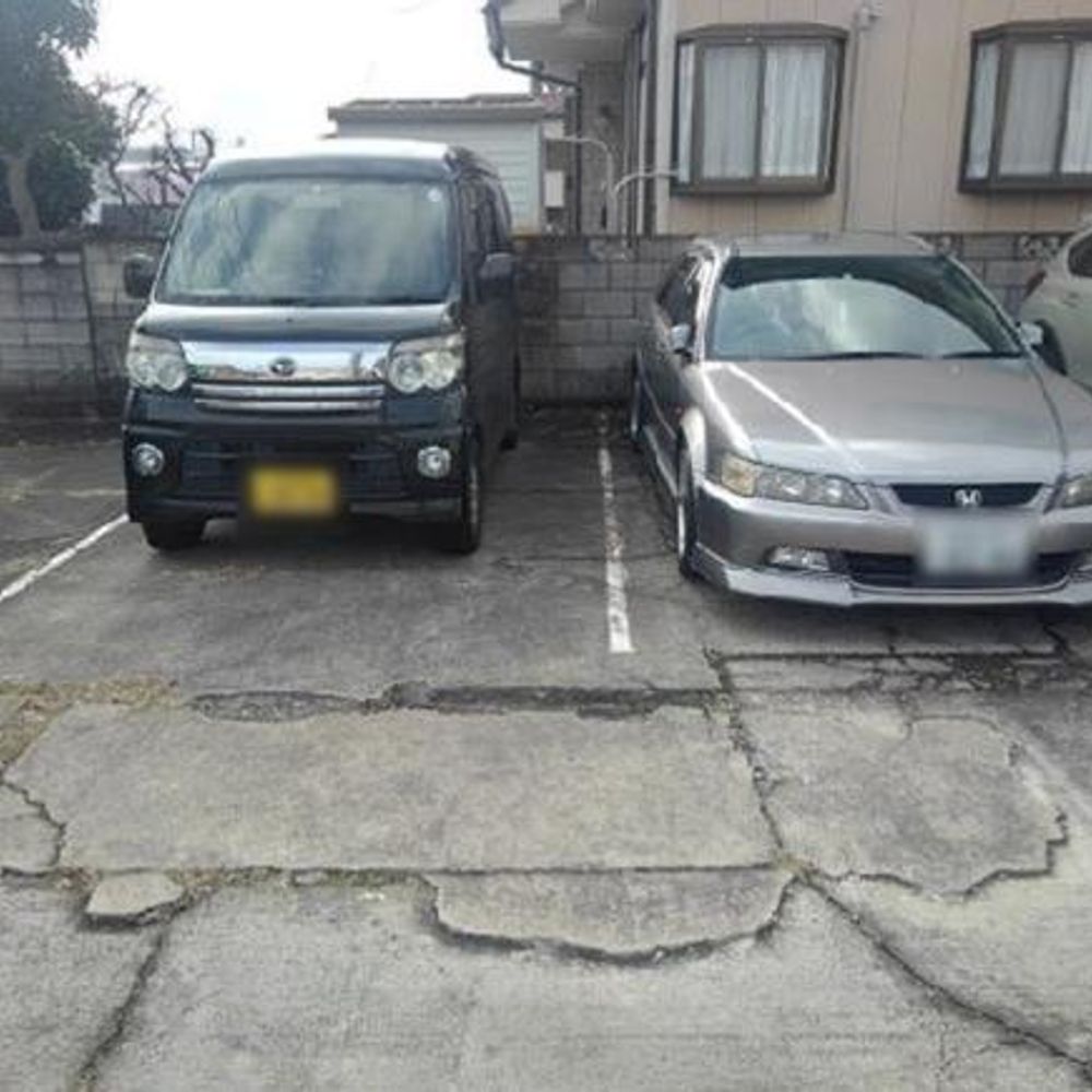 青柳8-55駐車場:3