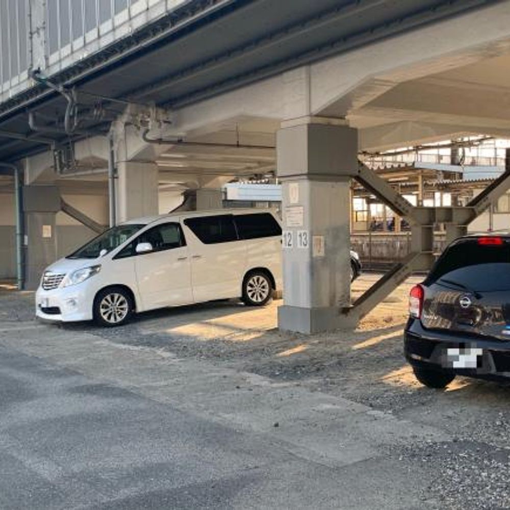 笠寺駅月極駐車場:2