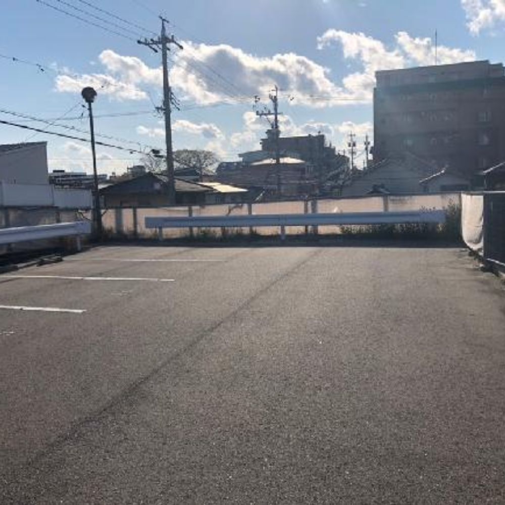 FK若草町パーキング:4