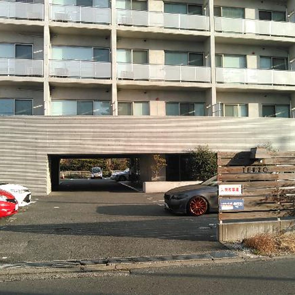 TERZO／テルツォ駐車場:2