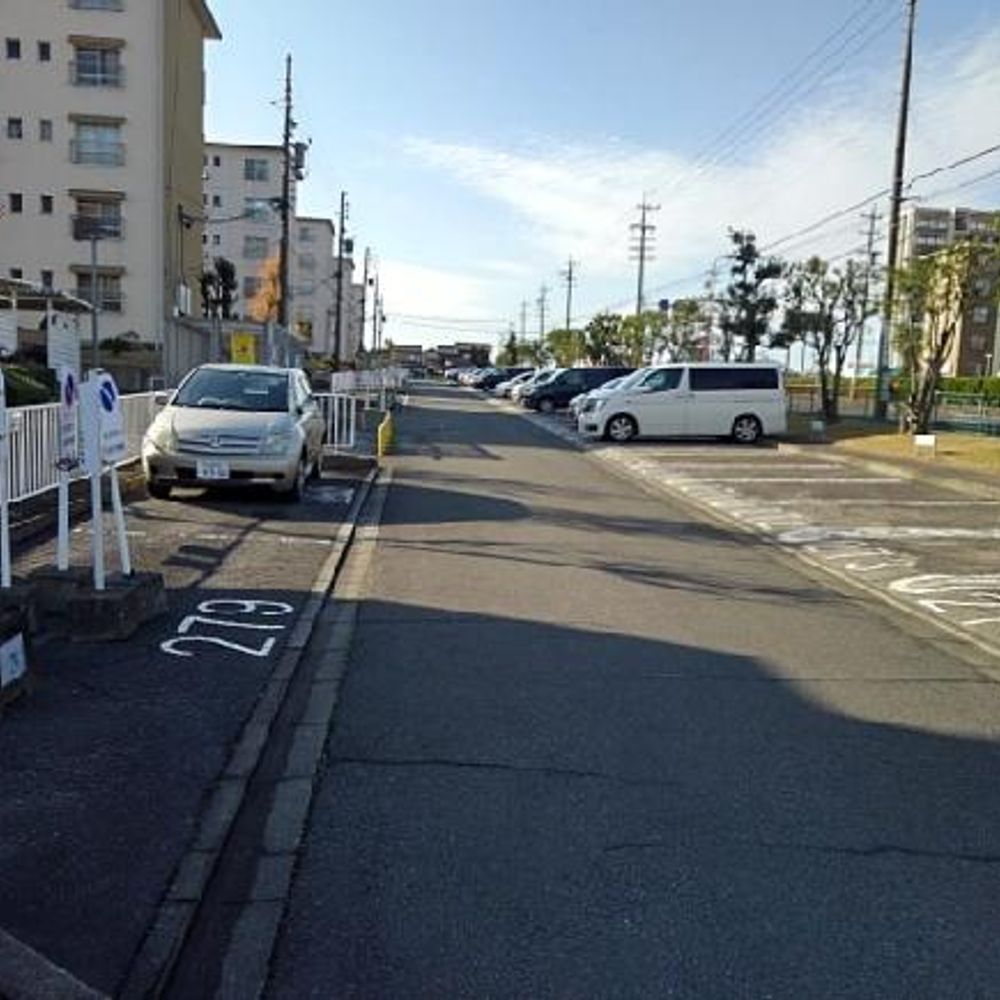 UR都市機構　朝倉駐車場:2