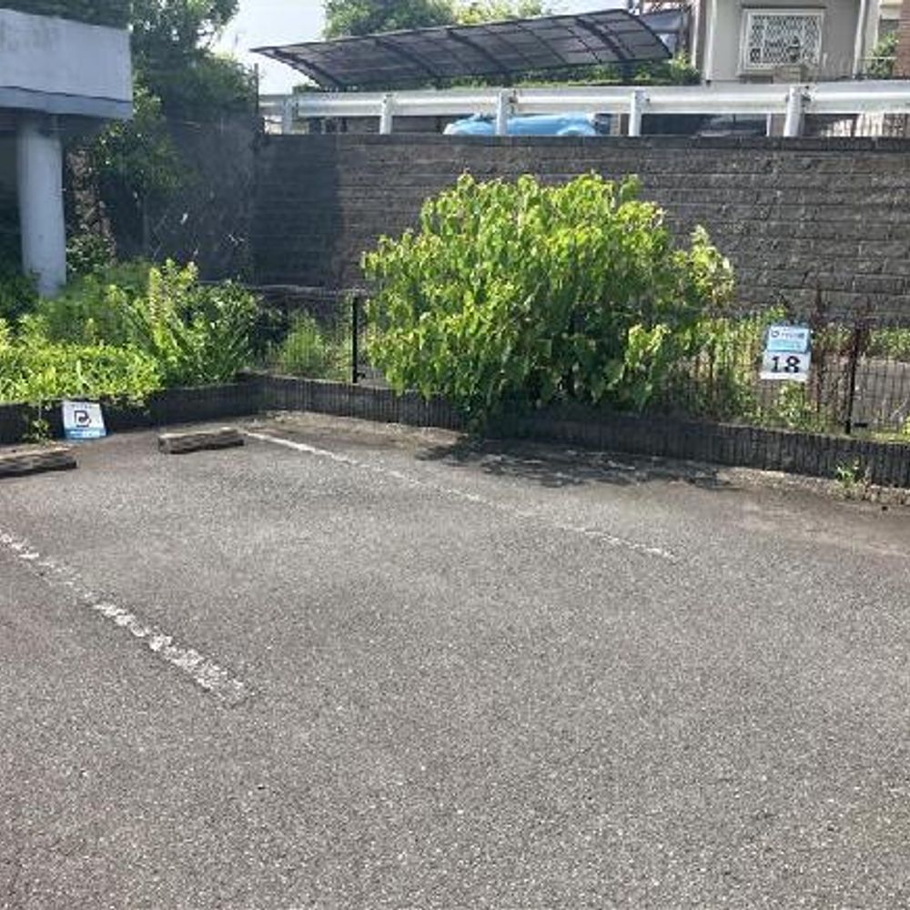 王禅寺東３丁目駐車場:4