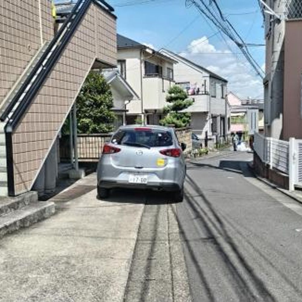 メゾンエスポワール駐車場:2