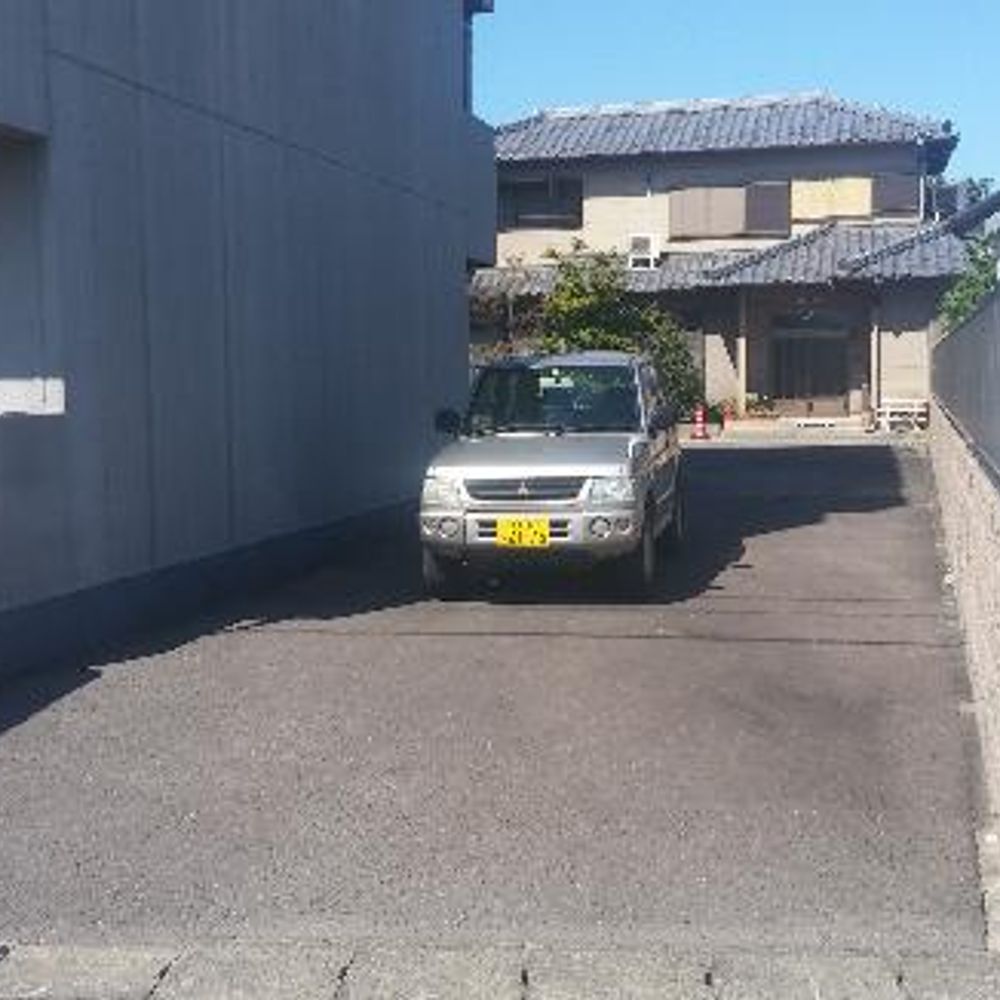 苅安賀火口上102番地1　ガーデンヒルズ駐車場:0