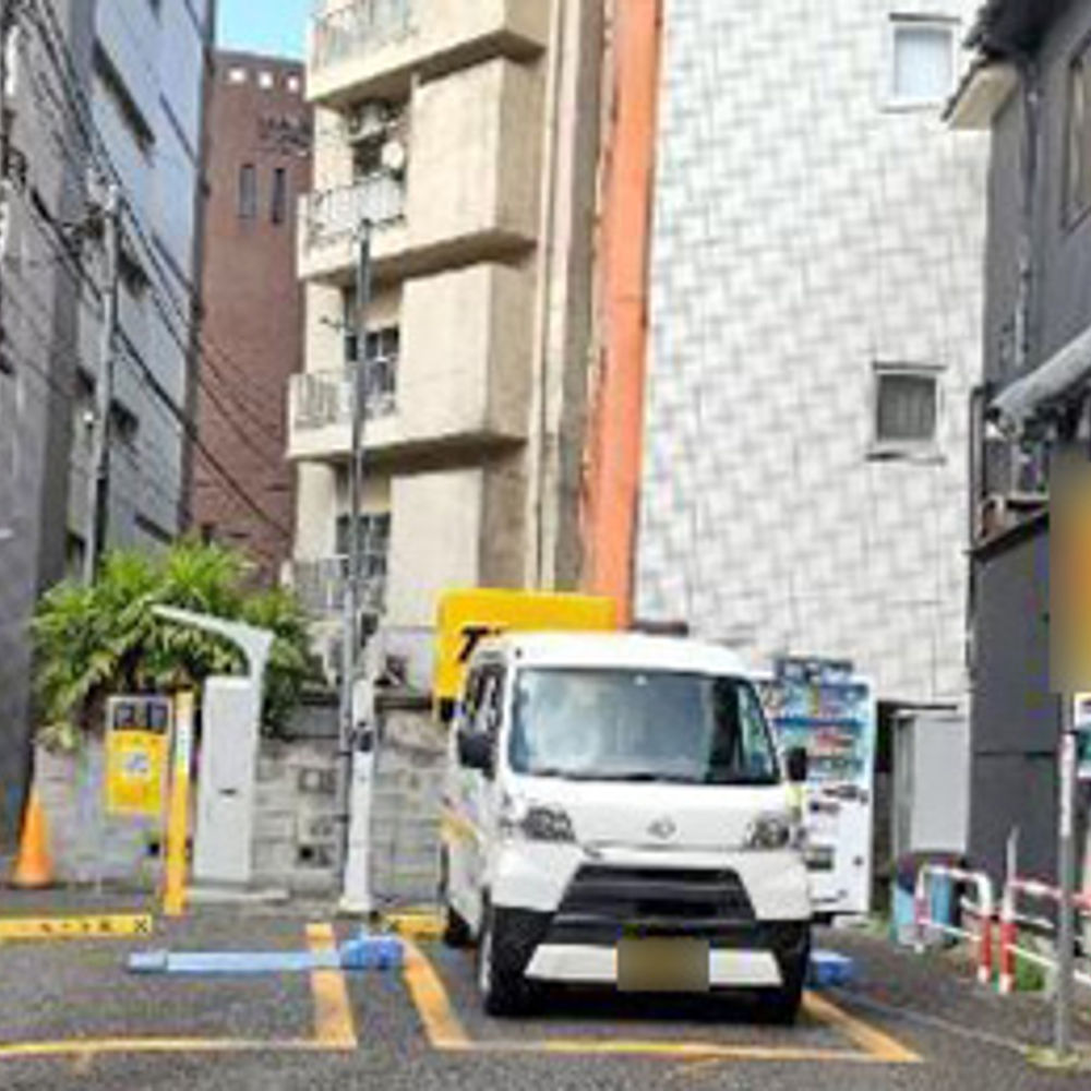 タイムズ 西麻布2丁目:0