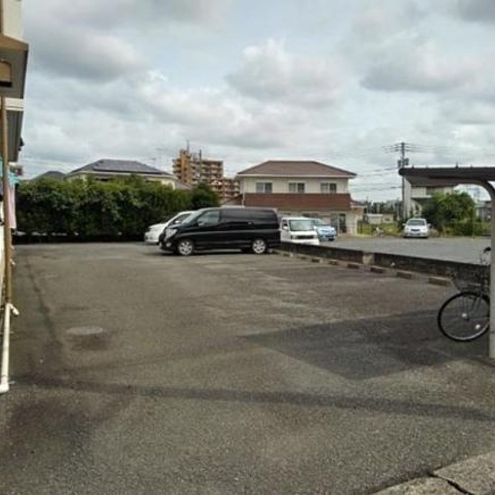 メゾンひばり駐車場:3