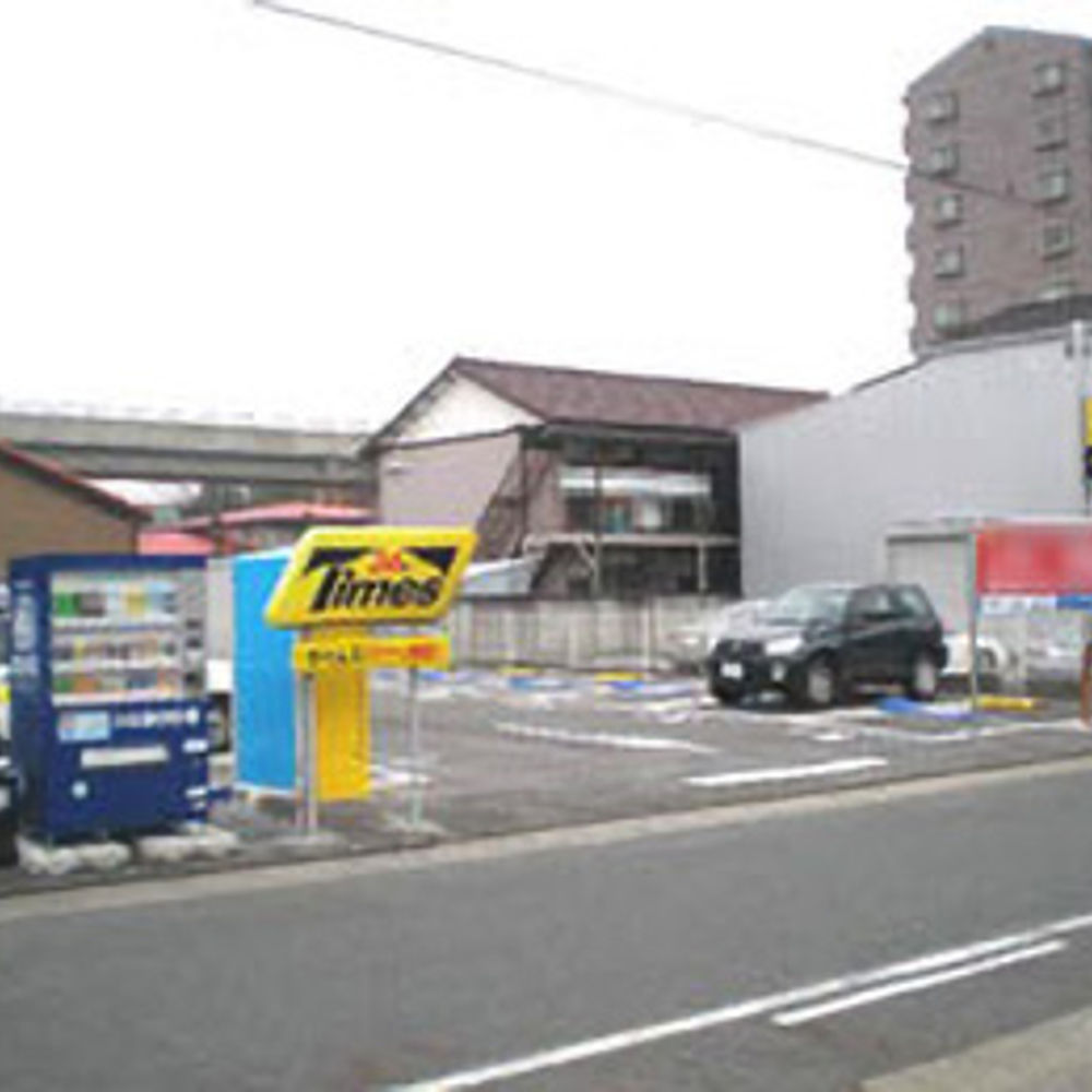 タイムズ ナゴヤドーム駅前第3:0