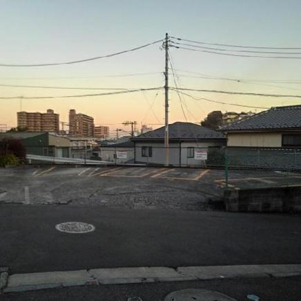ベルメゾン泉駐車場:1
