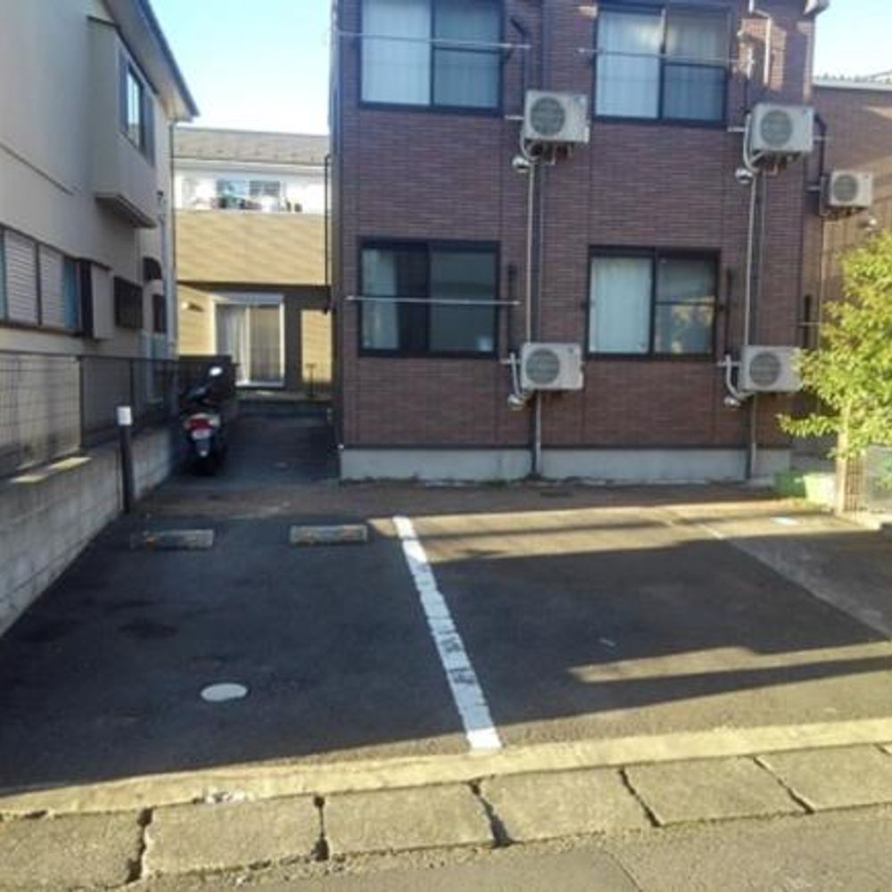 ジオフラット南平駐車場:0